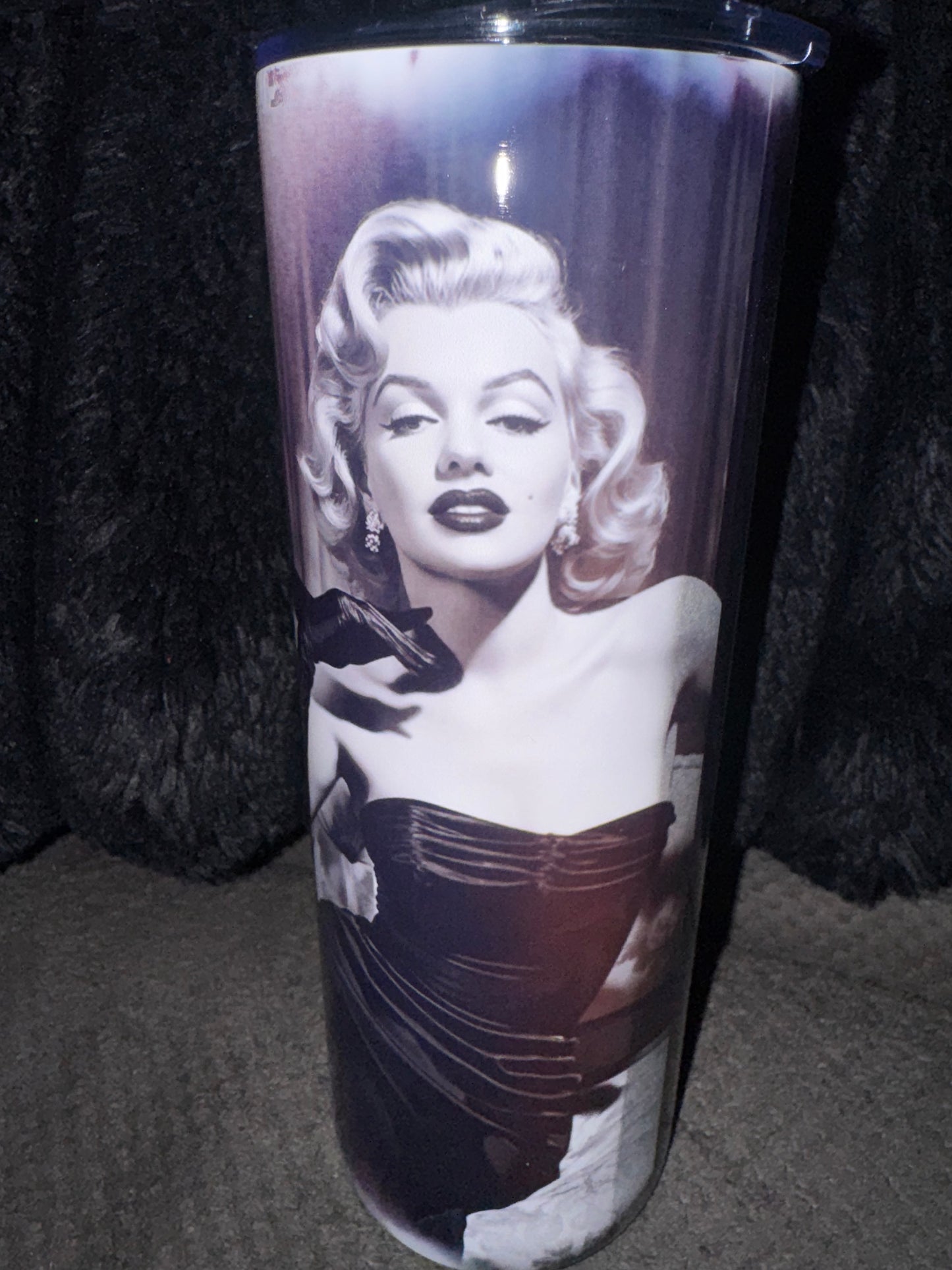 Marilyn Monroe 20 oz tumbler